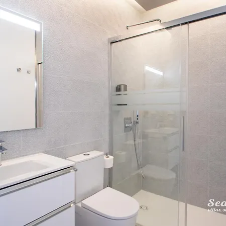 Sea Breeze Lägenhet