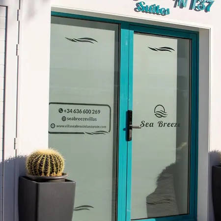 Sea Breeze Lägenhet *