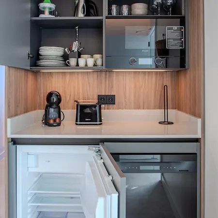 Sea Breeze Lägenhet *