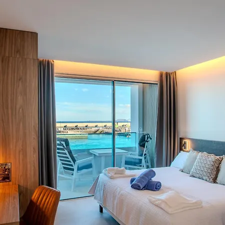 Sea Breeze Lägenhet *